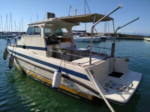 Boat tour in Tender